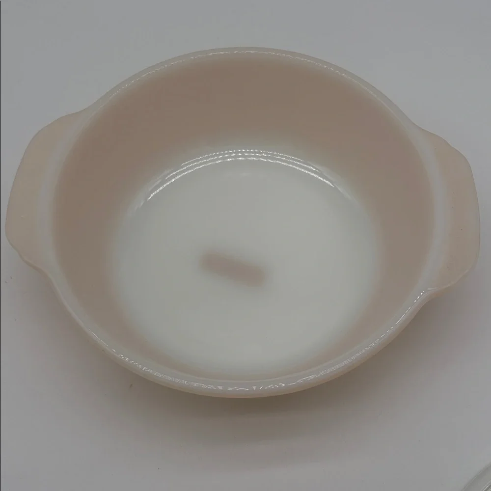 Vintage Fire King Peach Luster 1 1/2 Quart Casserole Round with Lid